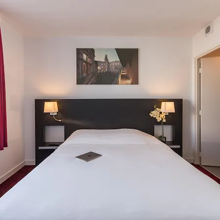 Zenitude Hôtel-résidences Fluvia 3*