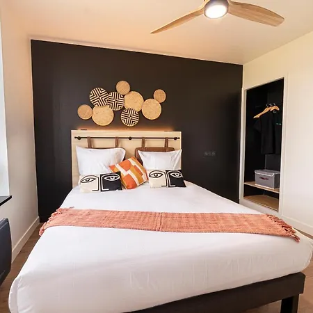 Zenitude Hôtel-résidences Fluvia 3*