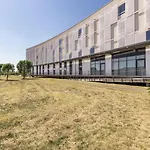 Zenitude Hotel-residences Fluvia 3*