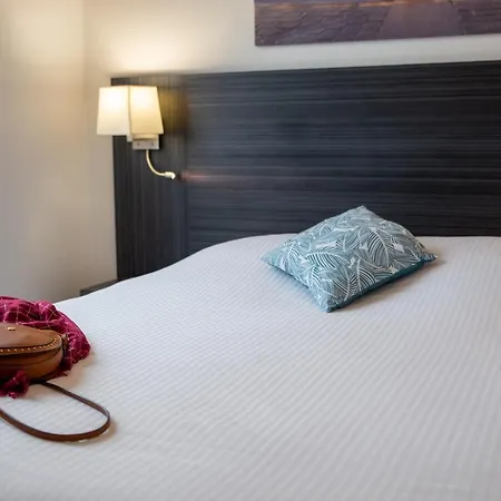 Zenitude Hôtel-résidences Fluvia Apartahotel 3*