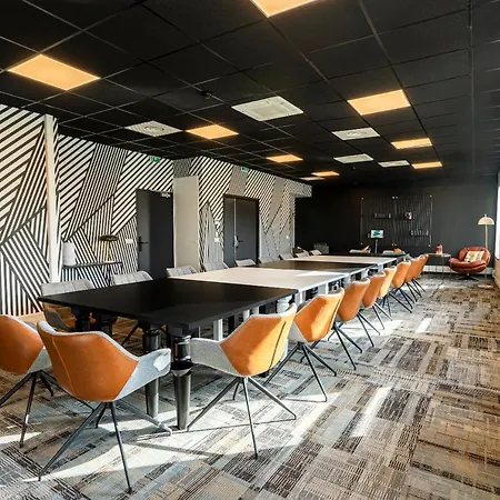 Zenitude Hotel-residences Fluvia アパートホテル 3*