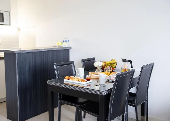 Aparthotel Zenitude Hotel-residences Fluvia