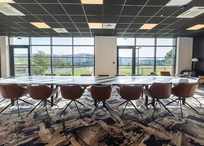 Zenitude Hotel-residences Fluvia 3*