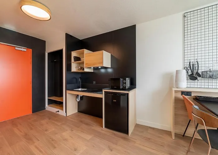 Zenitude Hotel-residences Fluvia 아파트호텔 툴루즈